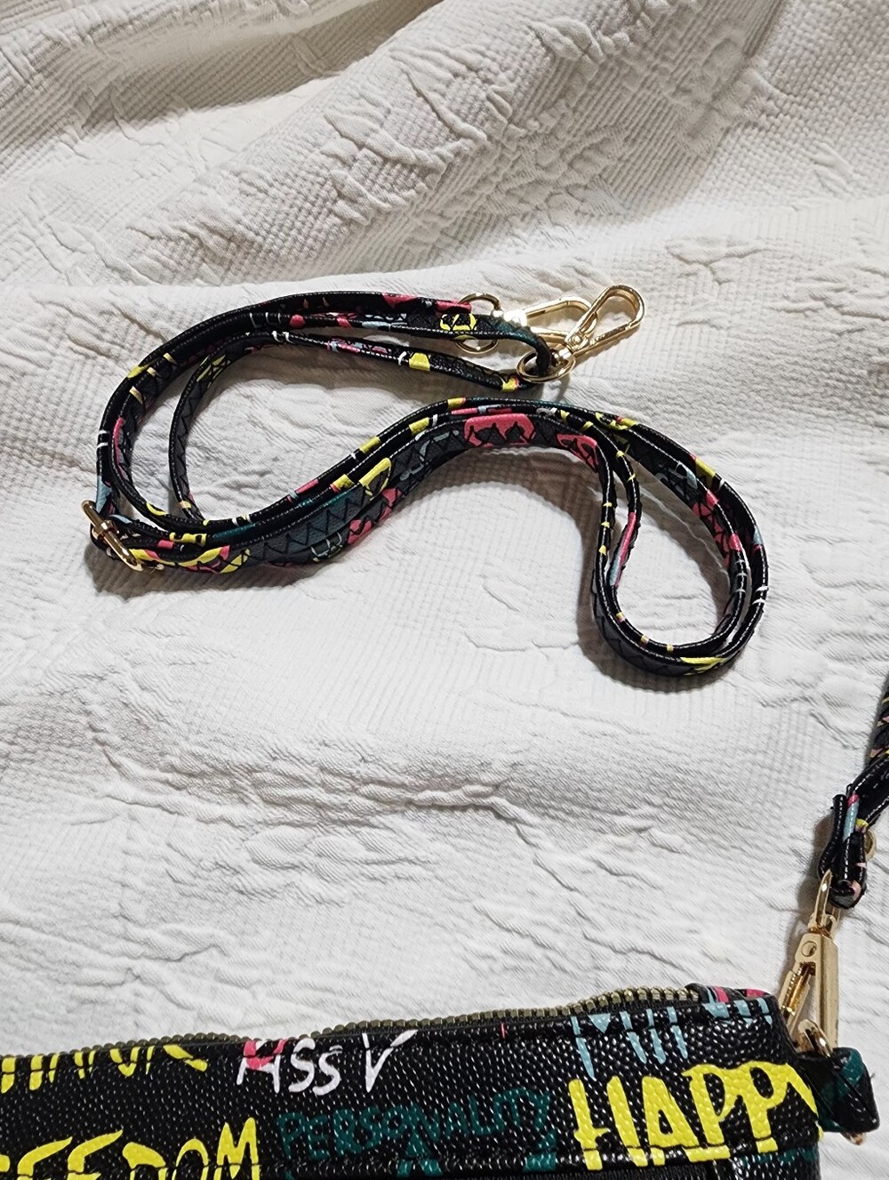 Alba Black & Multi Color Graffiti Bee Faux Leather Clutch Crossbody / Wristlet - Picture 6 of 8